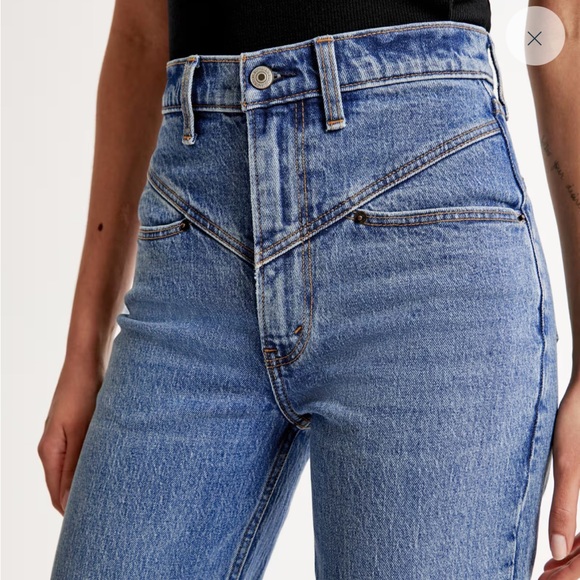 Abercrombie & Fitch Denim - Abercrombie & fitch - Ultra High Rise 90s Straight Jean